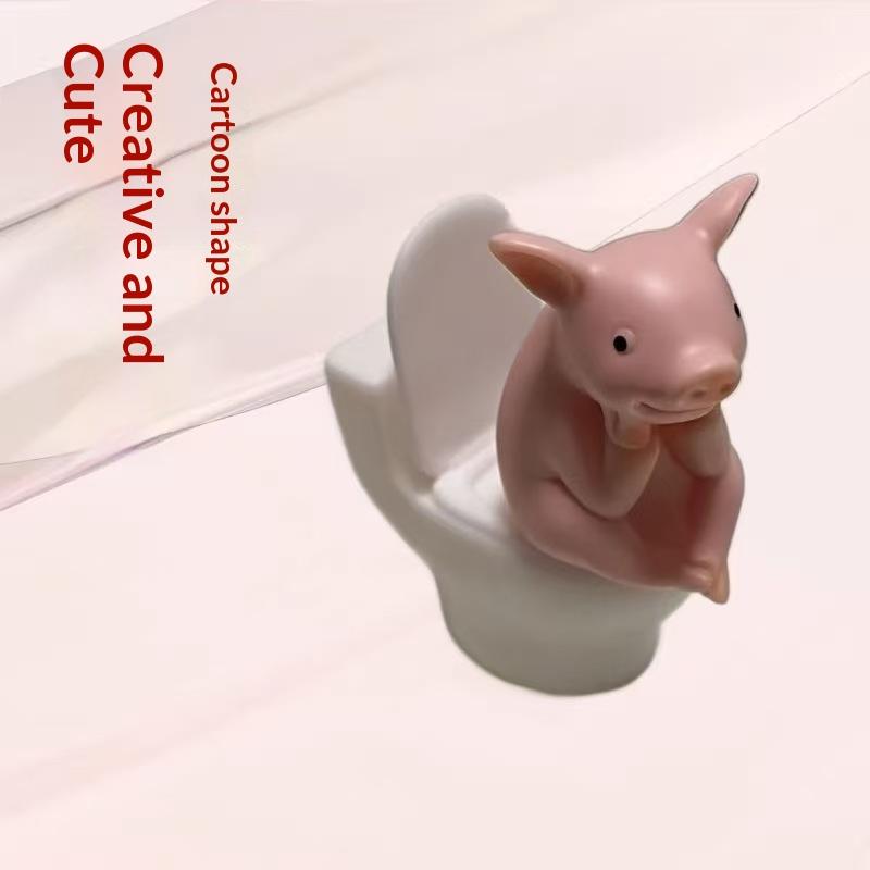 Cute Pig Sitting On Toilet — P - đánh giá và giá Jet Home Bathroom